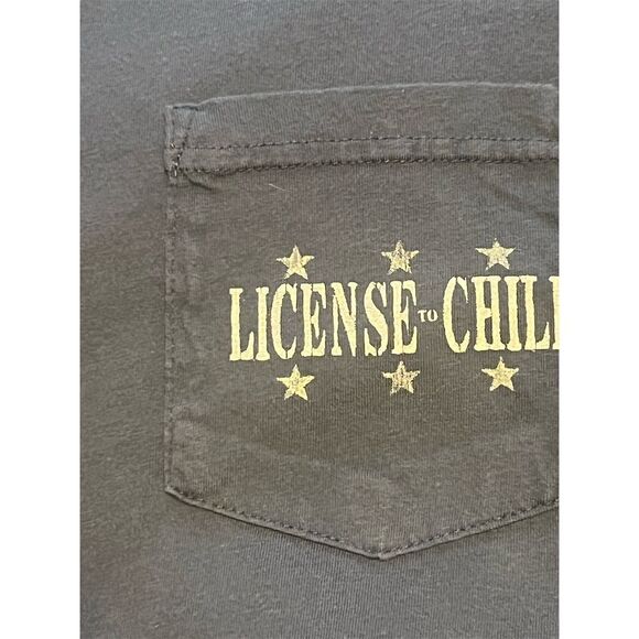 Margaritaville Jimmy Buffett License to Chill Pocket T-Shirt Blue Large Unisex - Picture 3 of 7